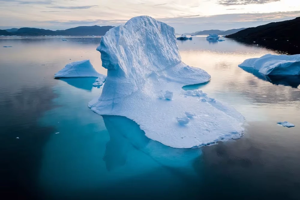 Iceberg in Climate Change